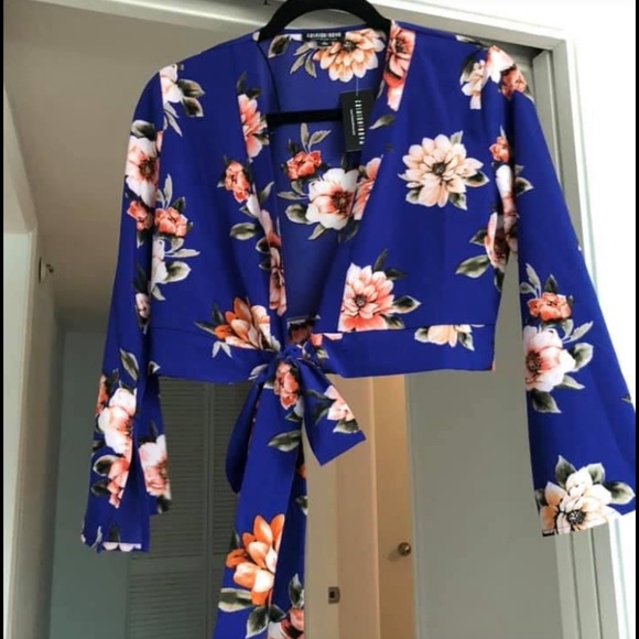 Fashionova Kyla Crop Top - Picture 2 of 2